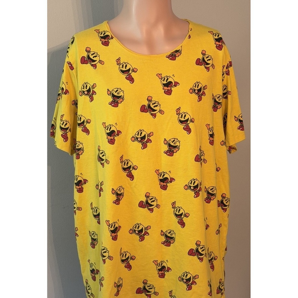 Pac Man All Over Print Short Sleeve T Shirt Men's Size XL Extra Large Yellow